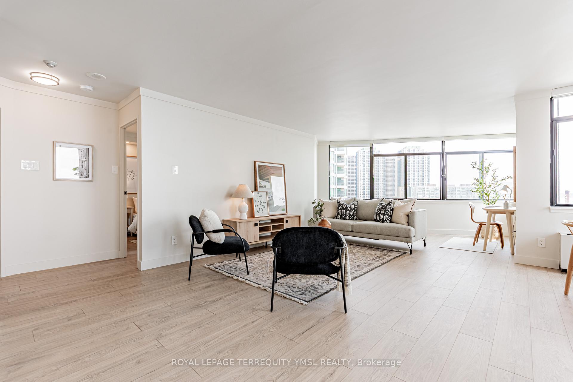 1 Bedroom Condo at 250 Queens, Toronto For sale