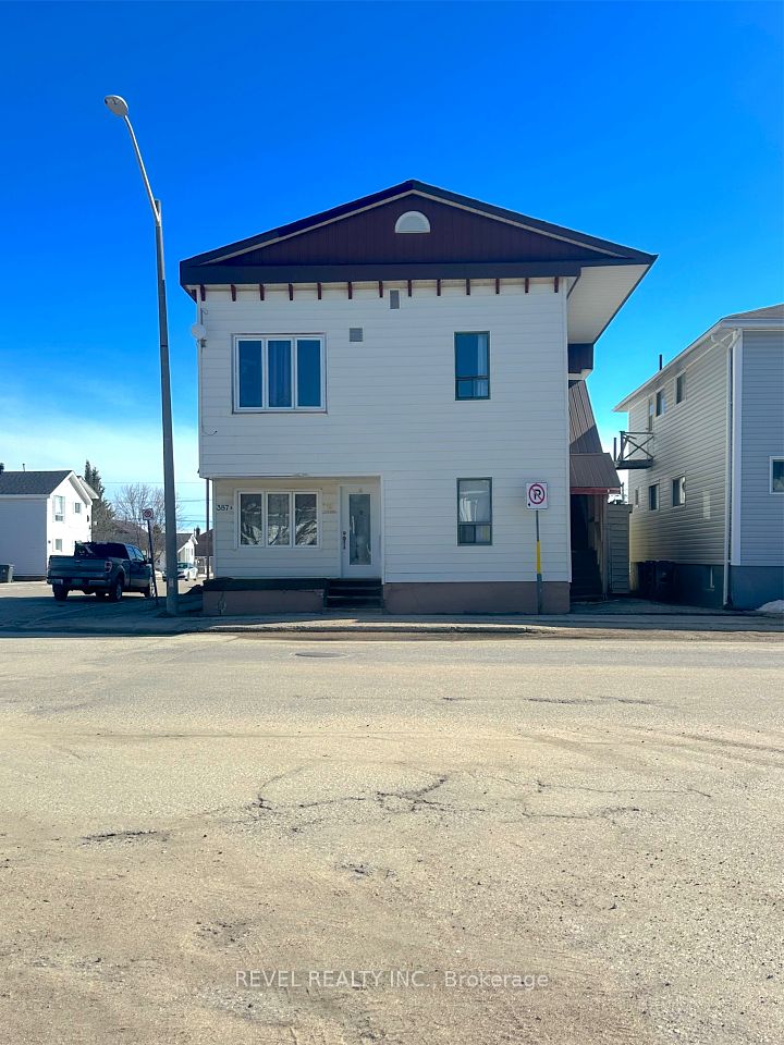 387 Main Street, Iroquois Falls, ON P0K 1G0