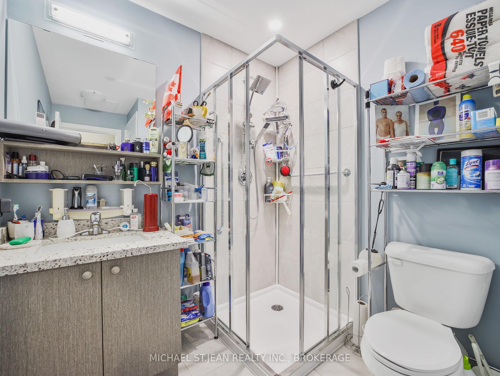 2 Bedrooms Condo at 2750 King,  Hamilton For sale