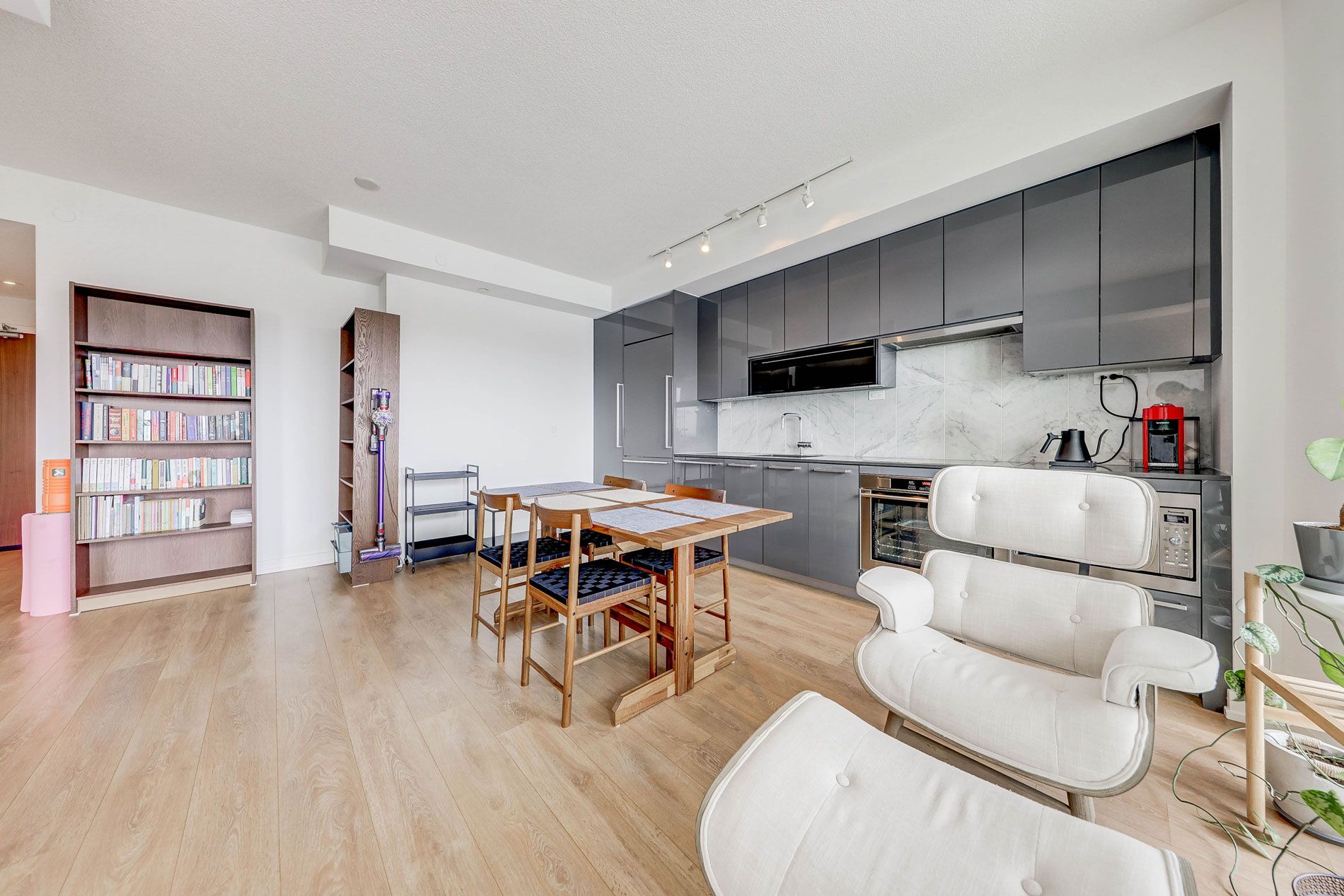 117 Mcmahon Drive 1110