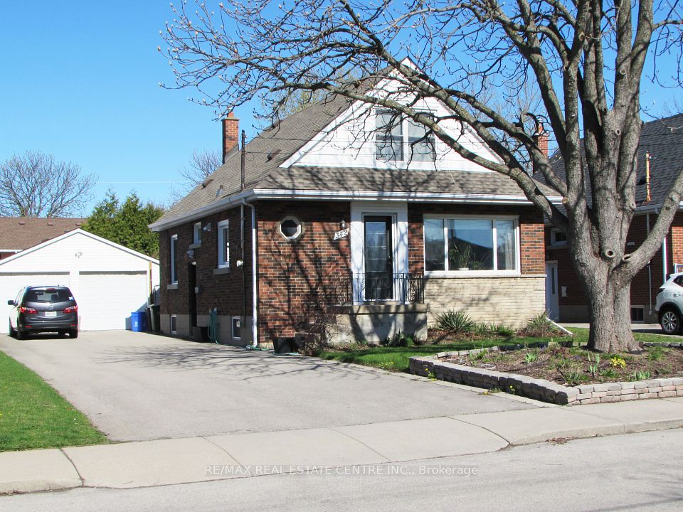342 East 17th