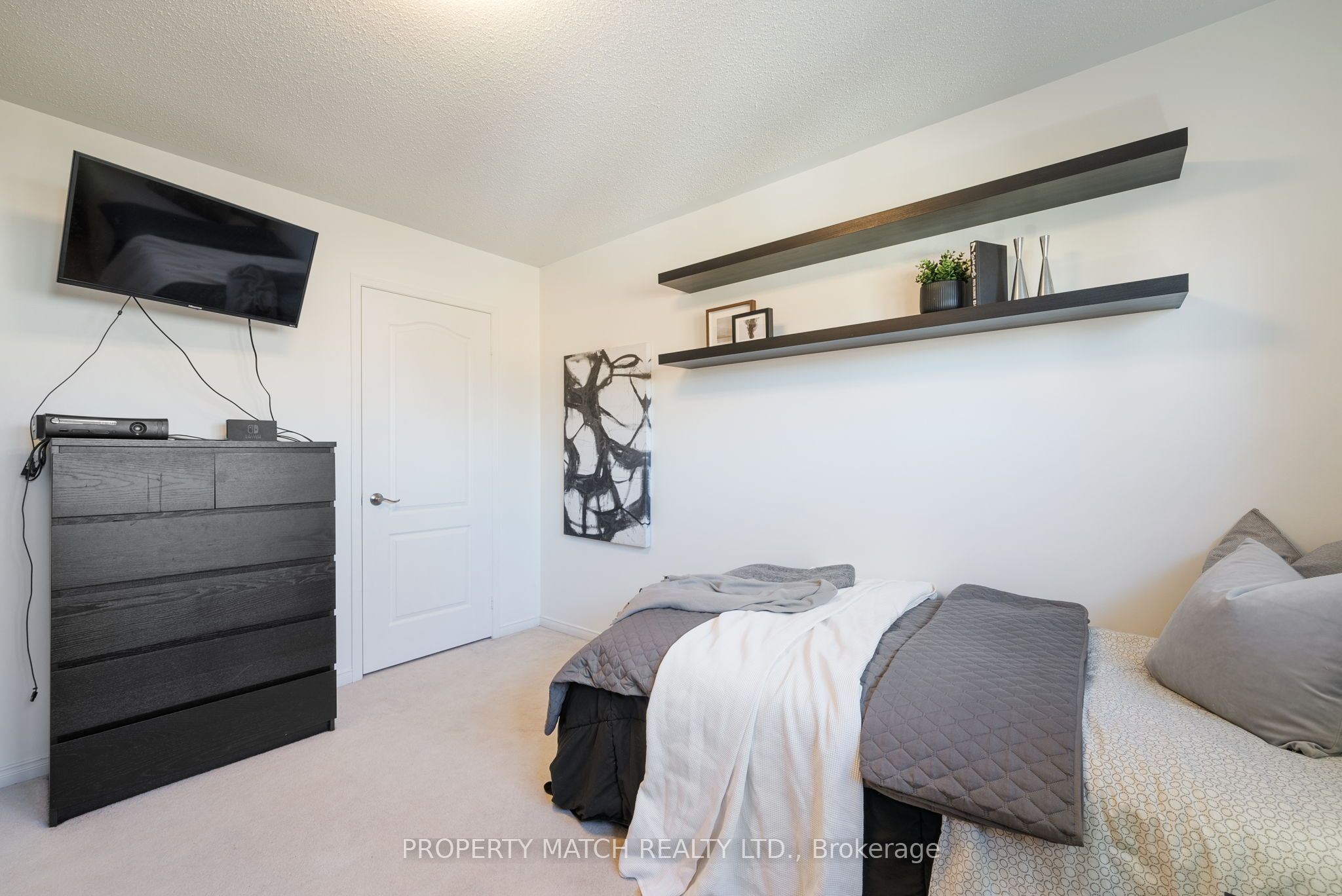 3122 Country Lane
