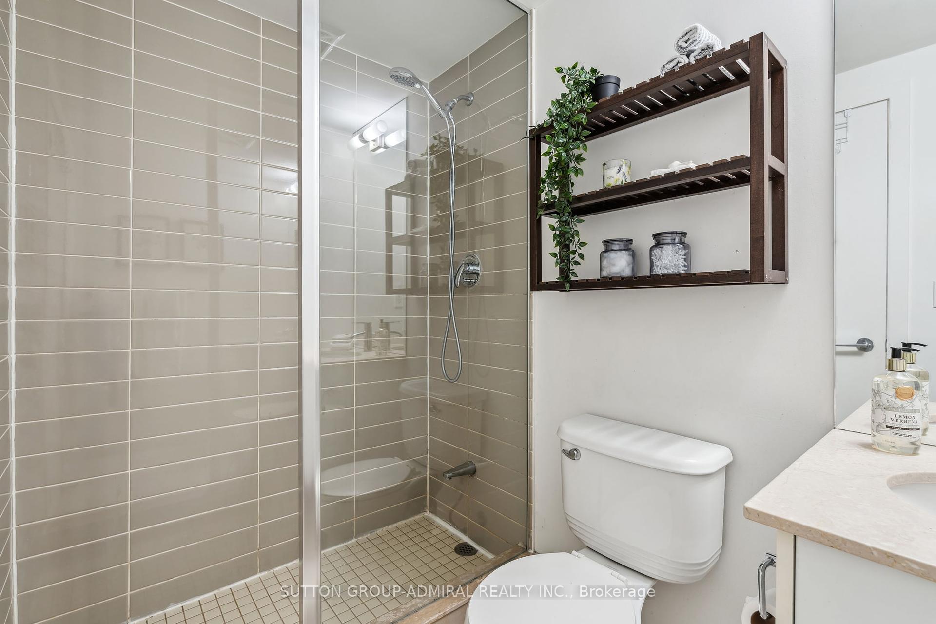 2 Bedrooms Condo at 55 East Liberty,  Toronto For sale