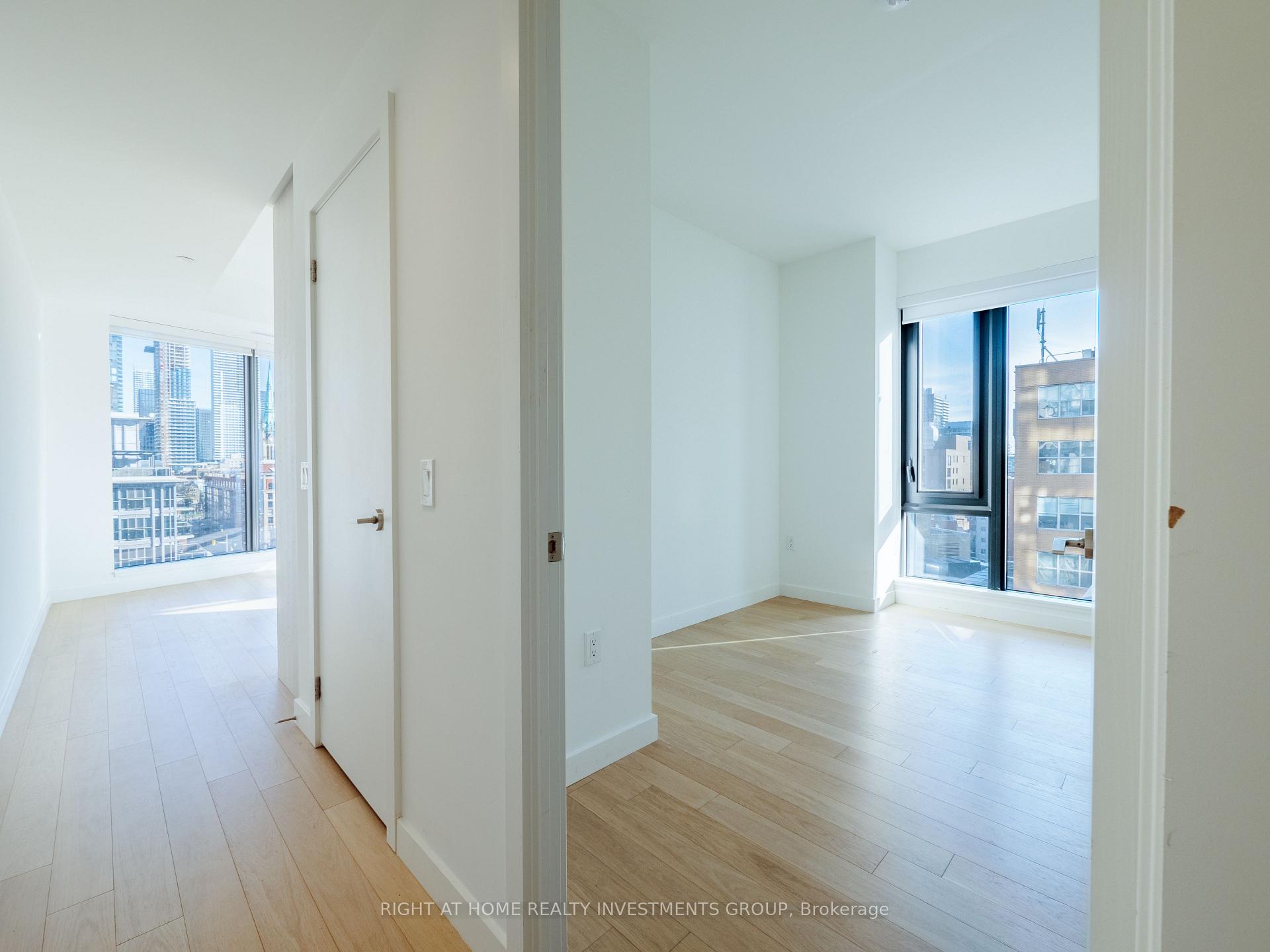 3 Bedrooms Condo at 2A Church, Toronto For sale