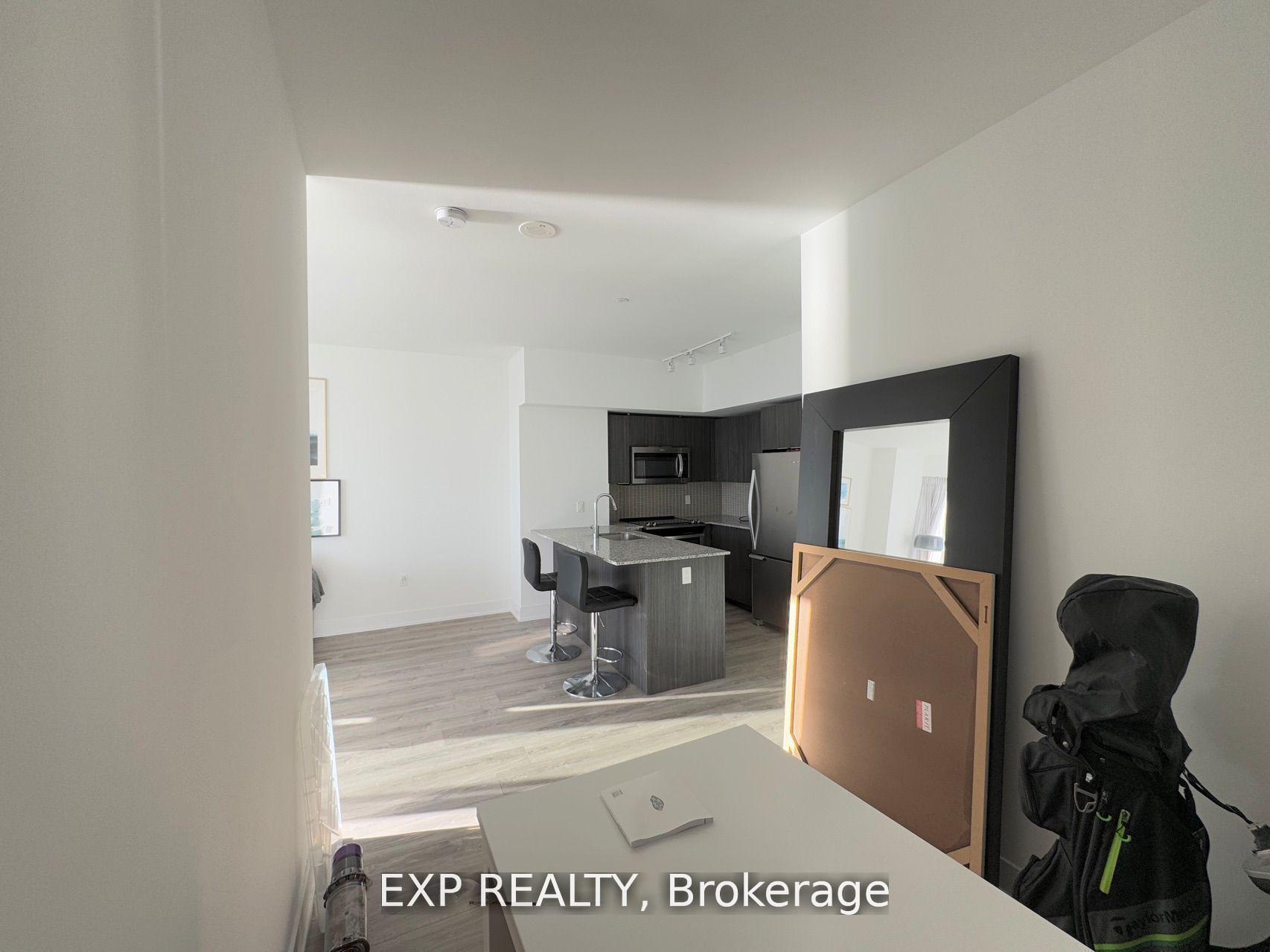 2 Bedrooms Condo at 20 Shore Breeze, Toronto For sale