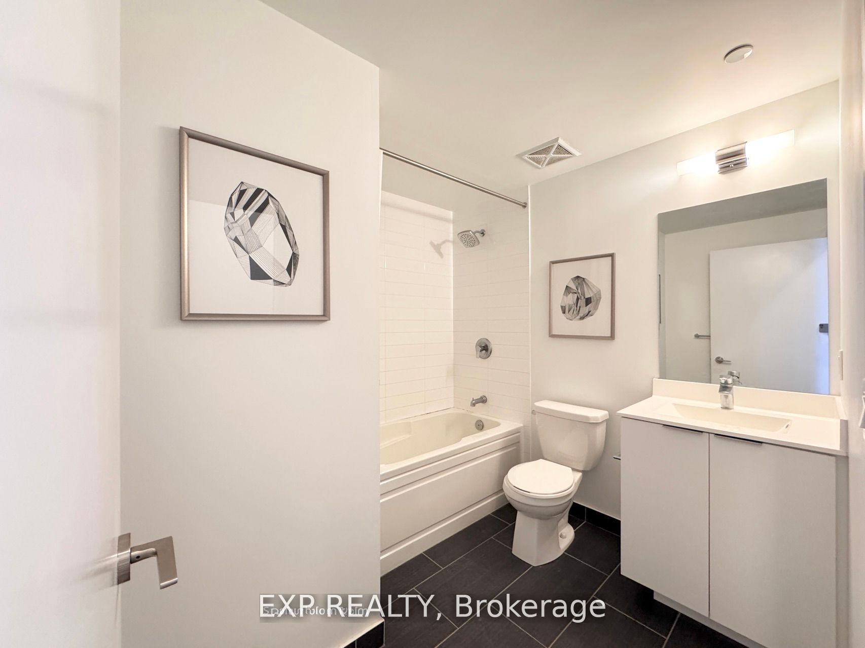 20 Shore Breeze Drive, #2808