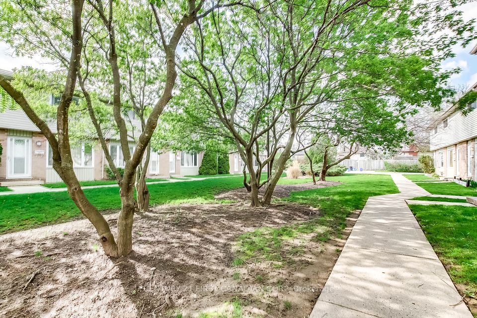 #93 - 1095 Jalna Boulevard, London South, ON N6E 2Y7
