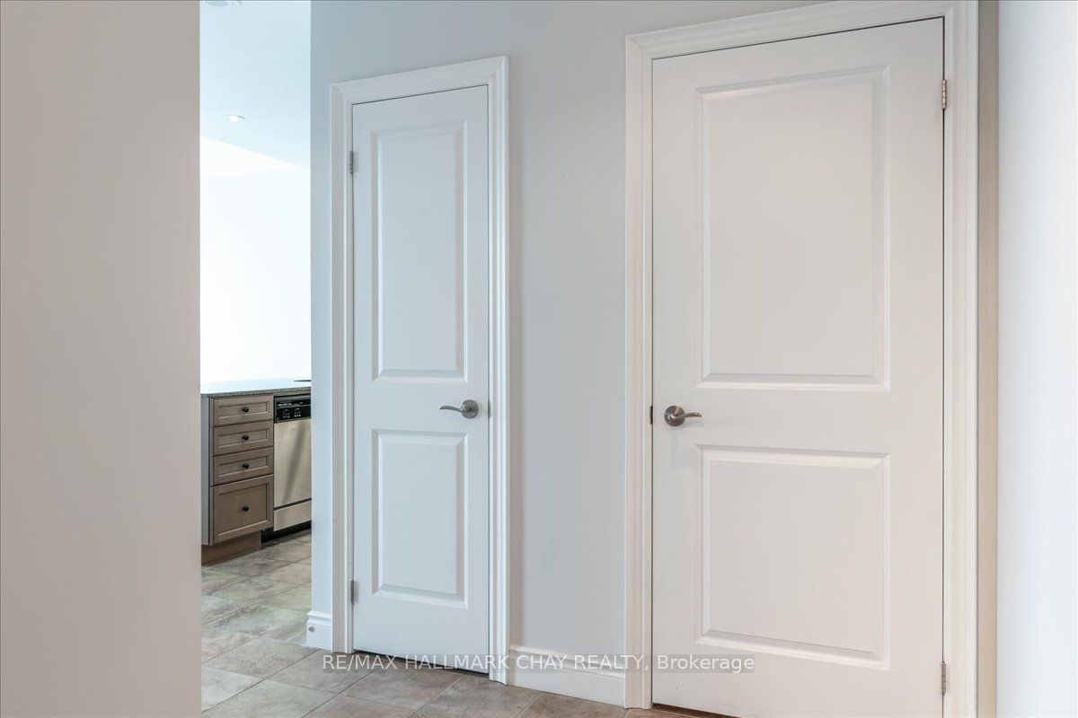 33 Ellen Street, #PH-09