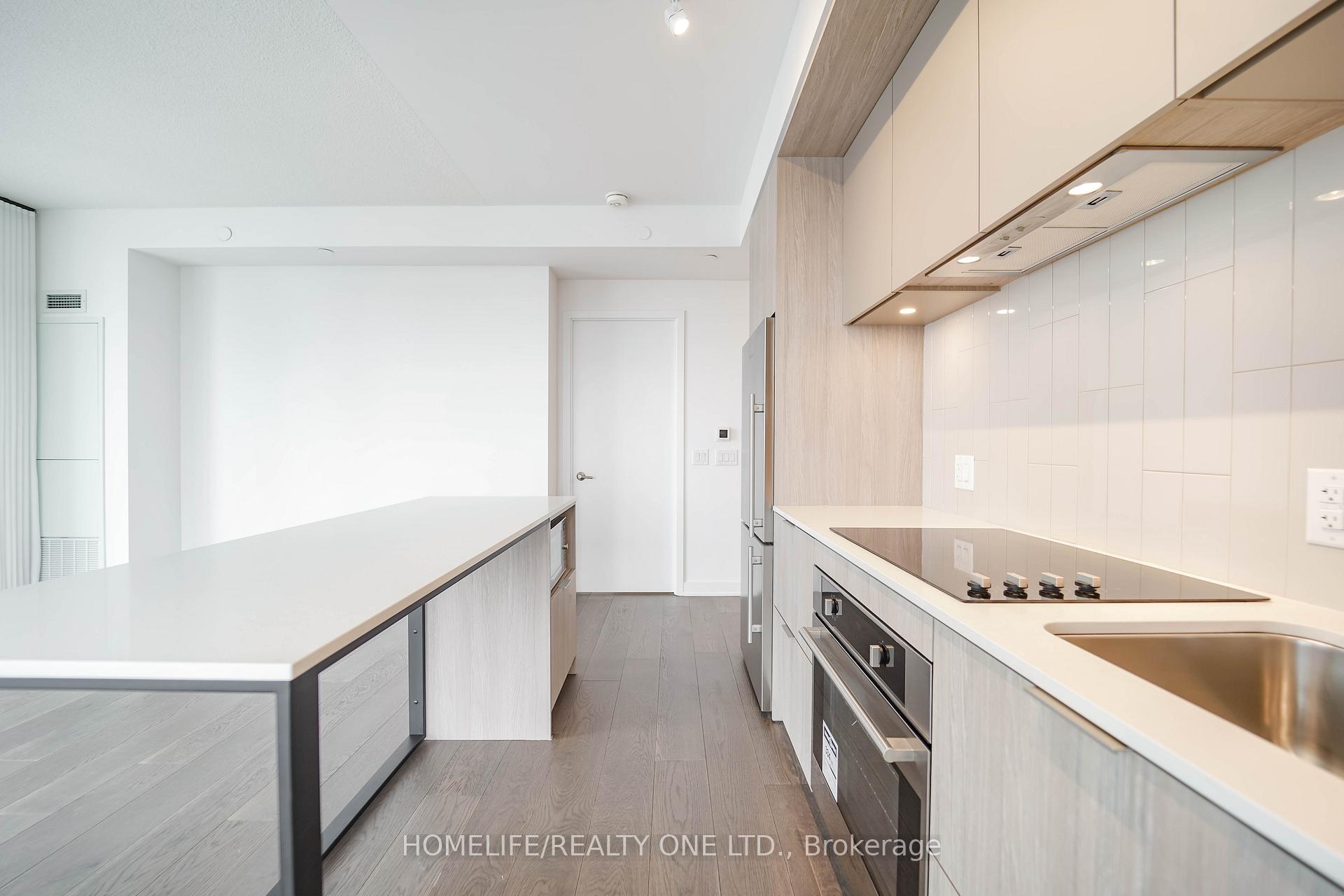 4 Bedrooms Condo at 130 River, Toronto For sale