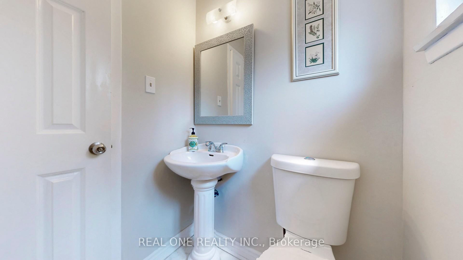 4 Bedrooms Condo at 54 Bonis, Toronto For sale