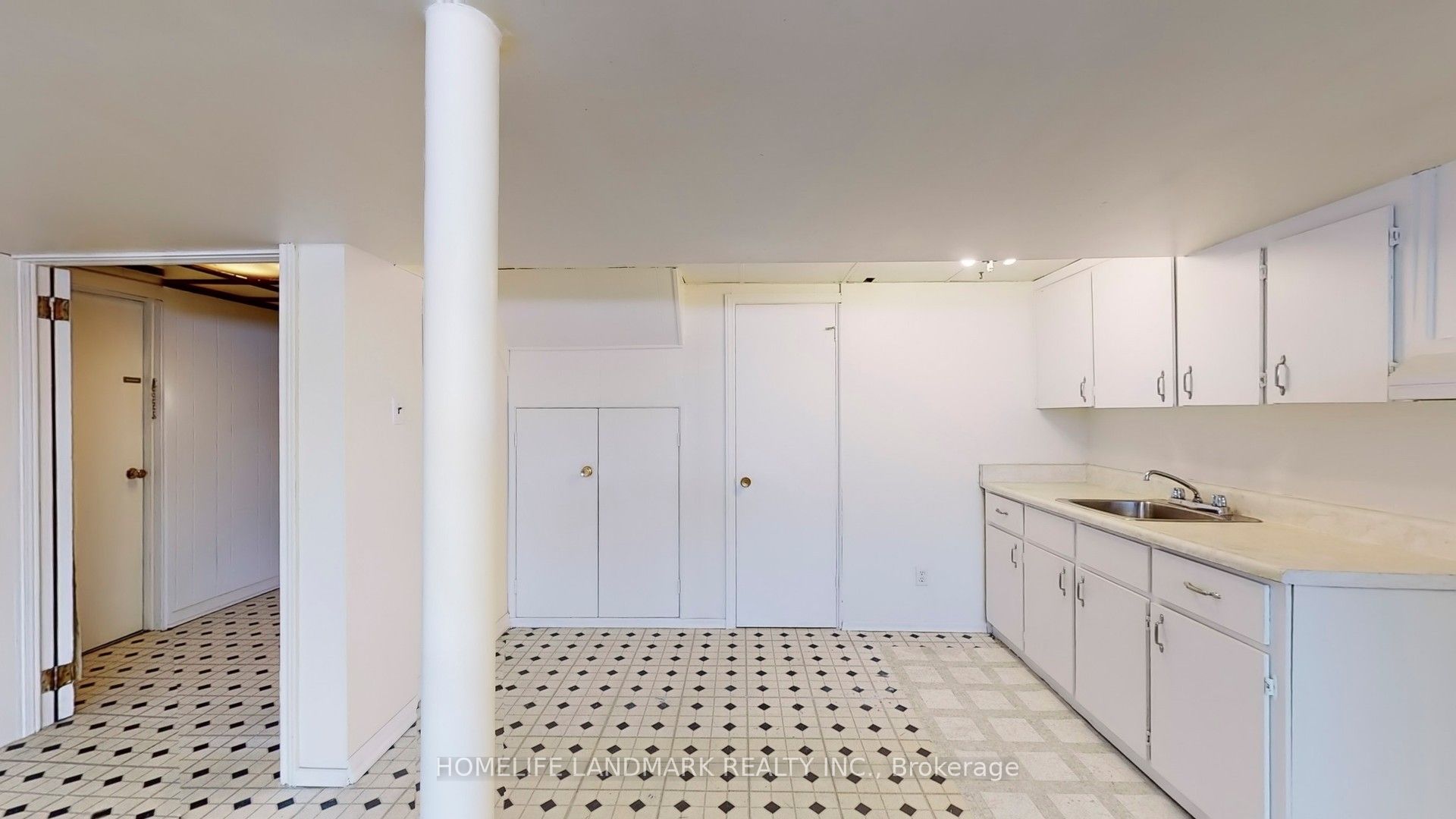 424 Bonita Crescent