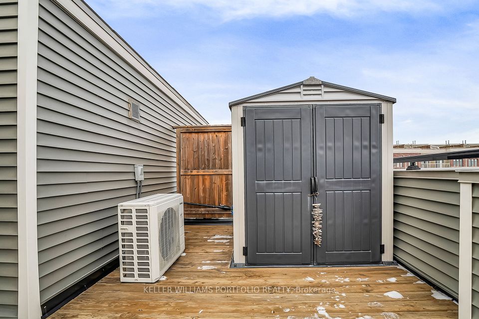 Roof Top Terrace - Storage Shed