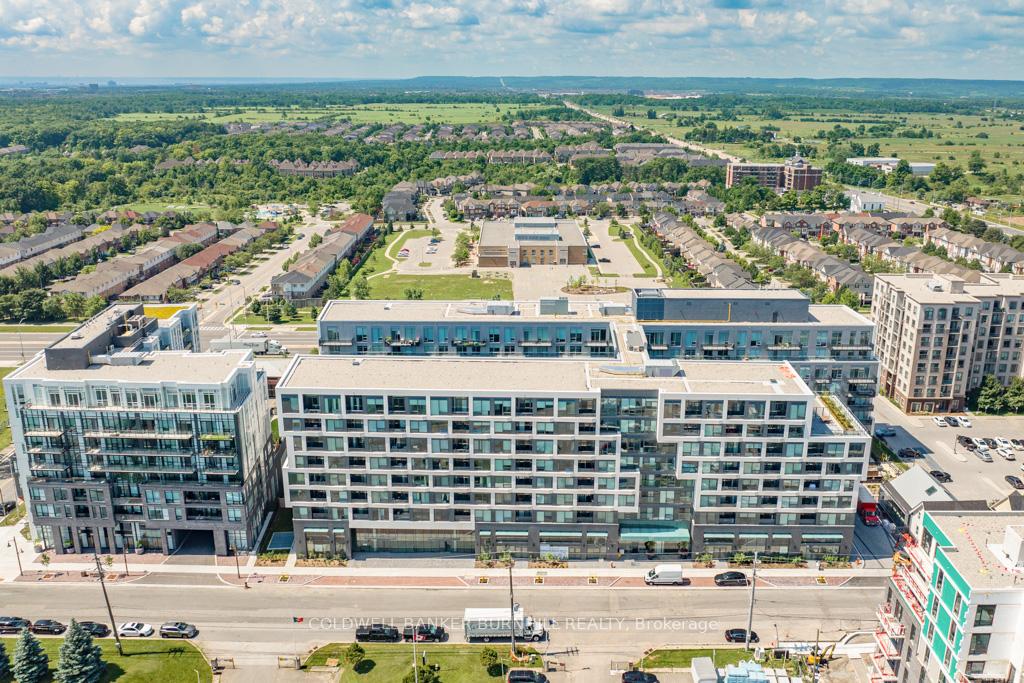 1 Bedroom Condo at 2450 Old Bronte,  Oakville For sale