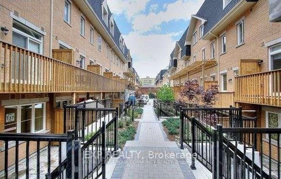 #128 - 380 Hopewell Avenue, Toronto, ON M6E 0B4