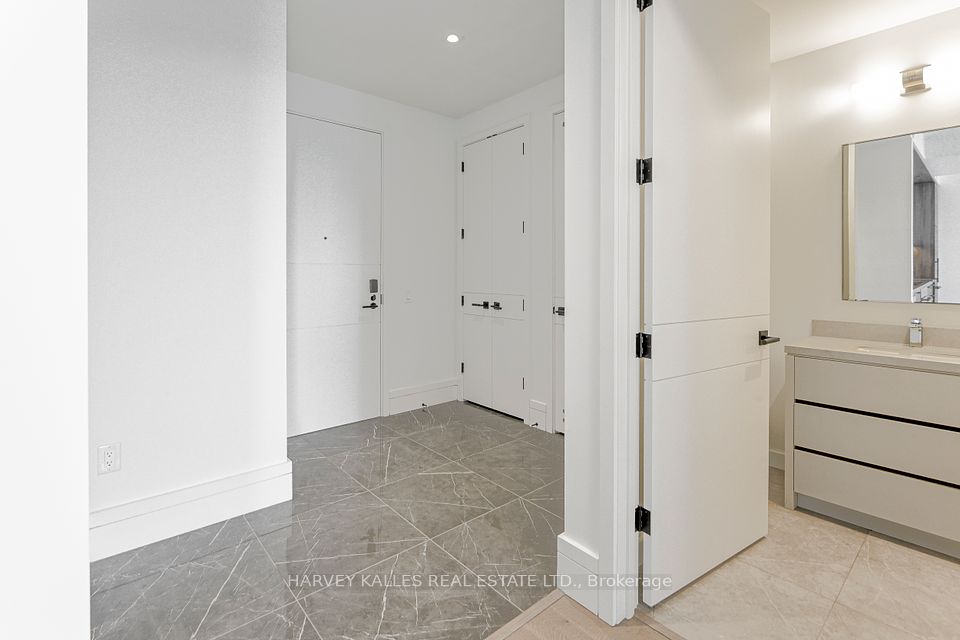 215 Lonsdale Road