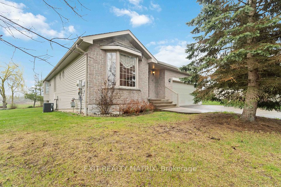 145 Garfield Street, Gananoque, ON K7G 3G2