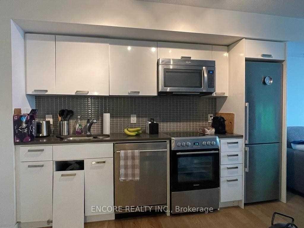 2 Bedrooms Condo at 295 Adelaide St, Toronto For sale