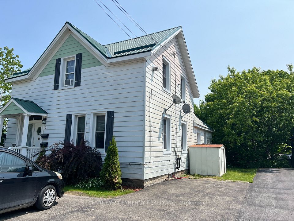 9 Strathcona Street, Smiths Falls, ON K7A 1V7