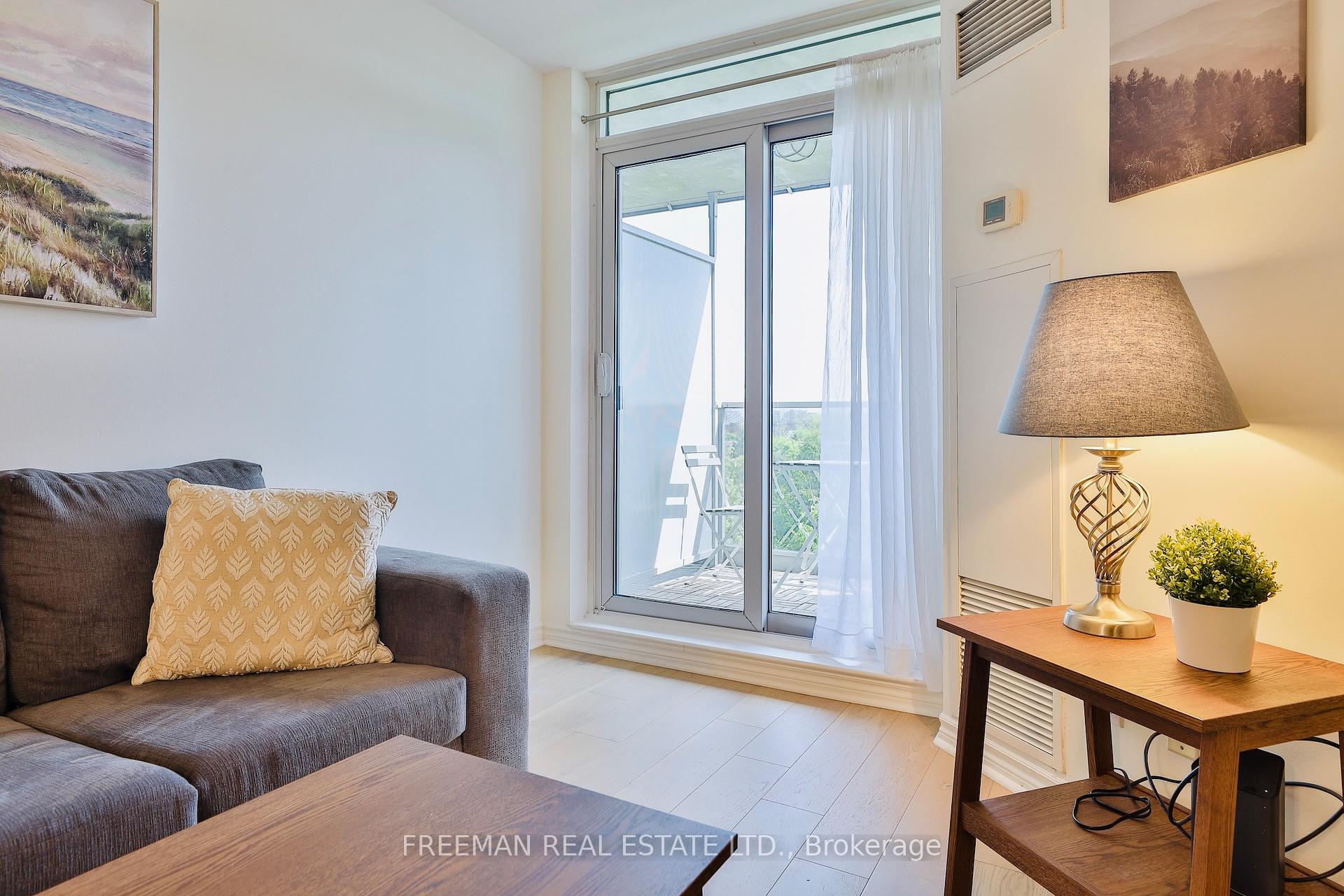 1 Bedroom Condo at 3 Rean Dr, Toronto For sale