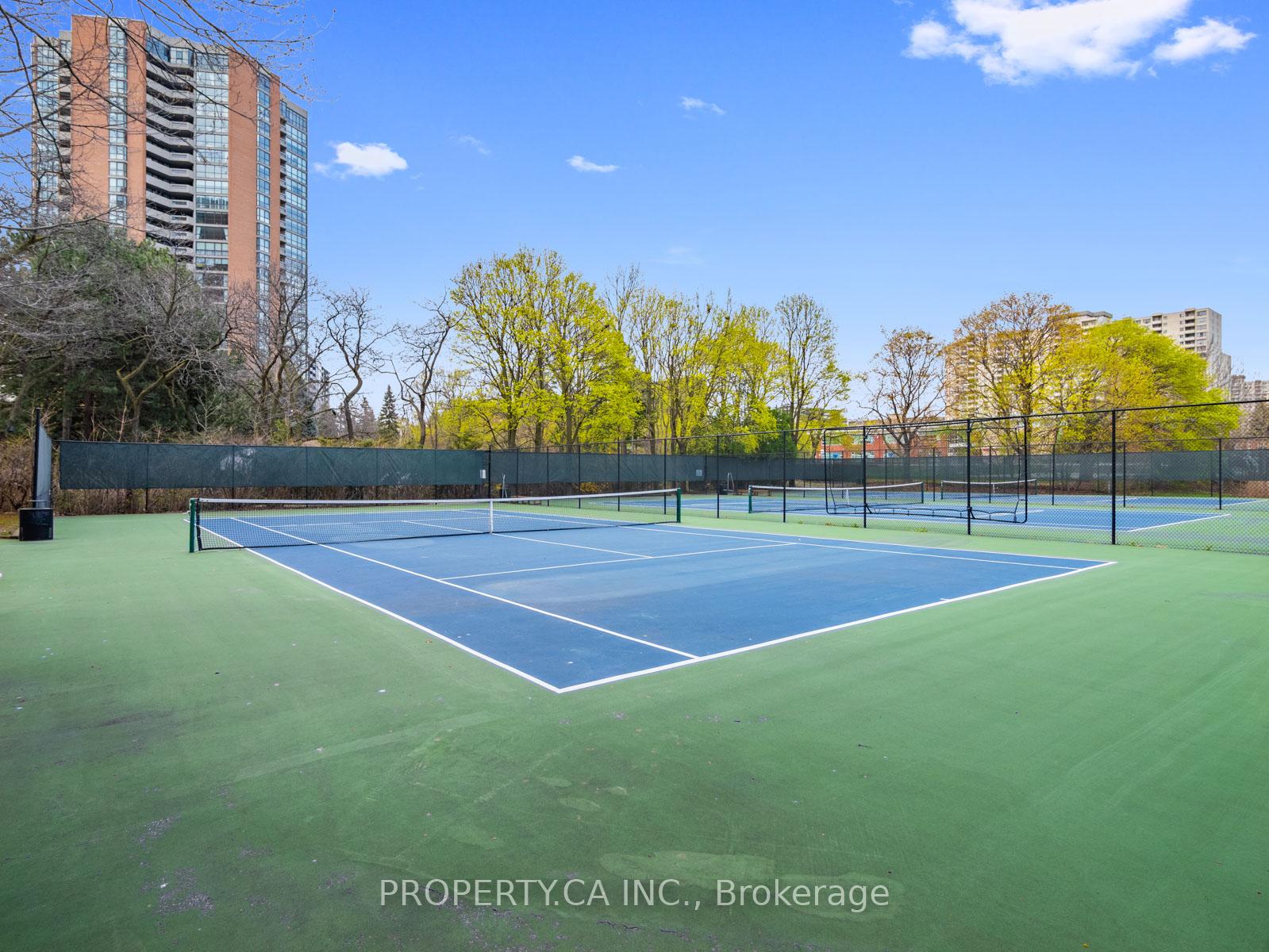 2 Bedrooms Condo at 2010 Islington,  Toronto For sale