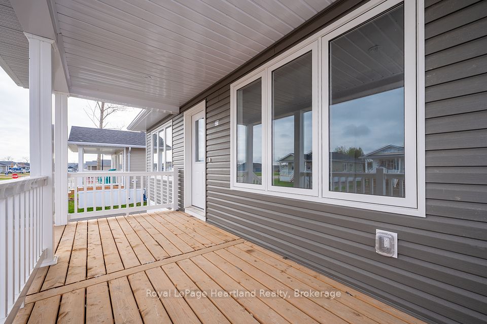 13 Bluffs View Boulevard, Ashfield-Colborne-Wawanosh, ON N7A 0C1