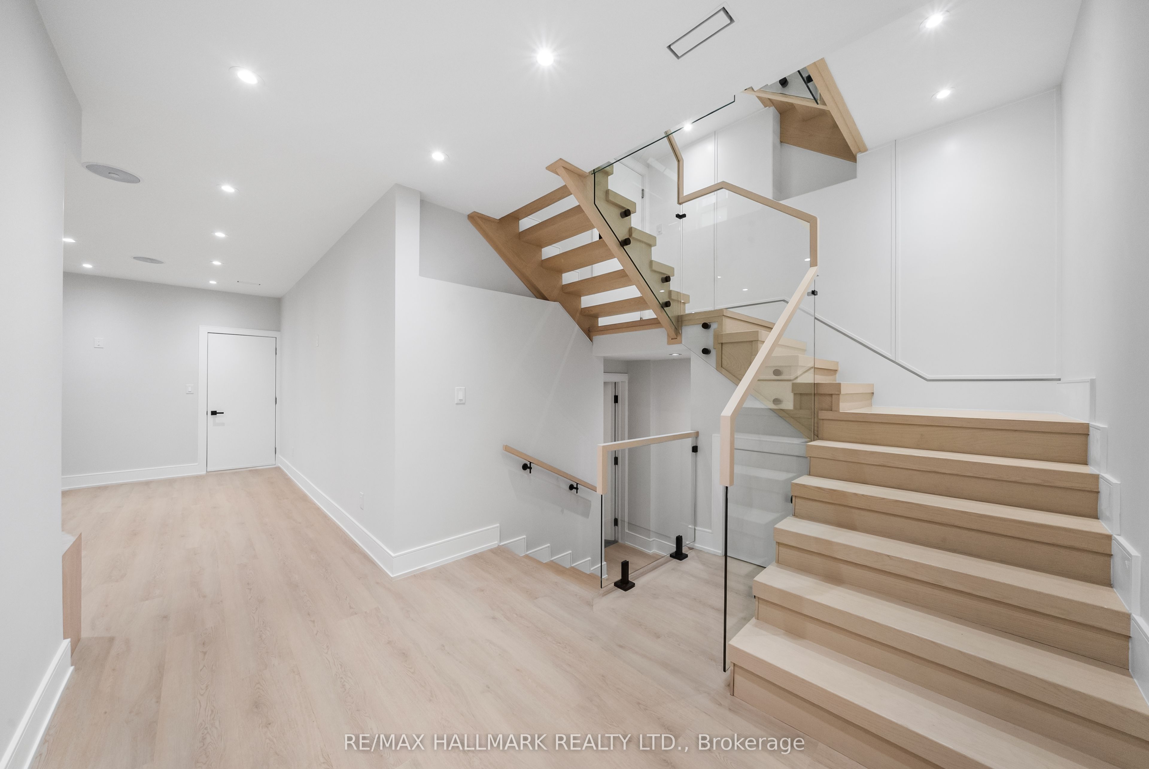 112 Randolph Road