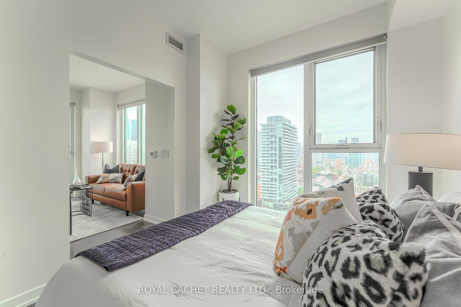 2 Bedrooms Condo at 15 Lower Jarvis, Toronto For sale