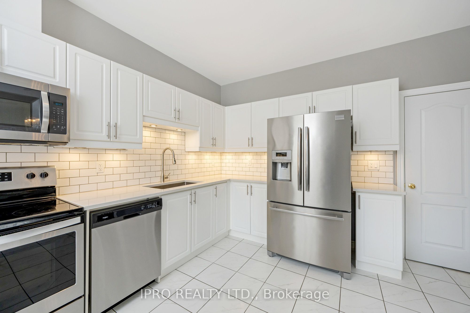 88 Decorso Drive, #5