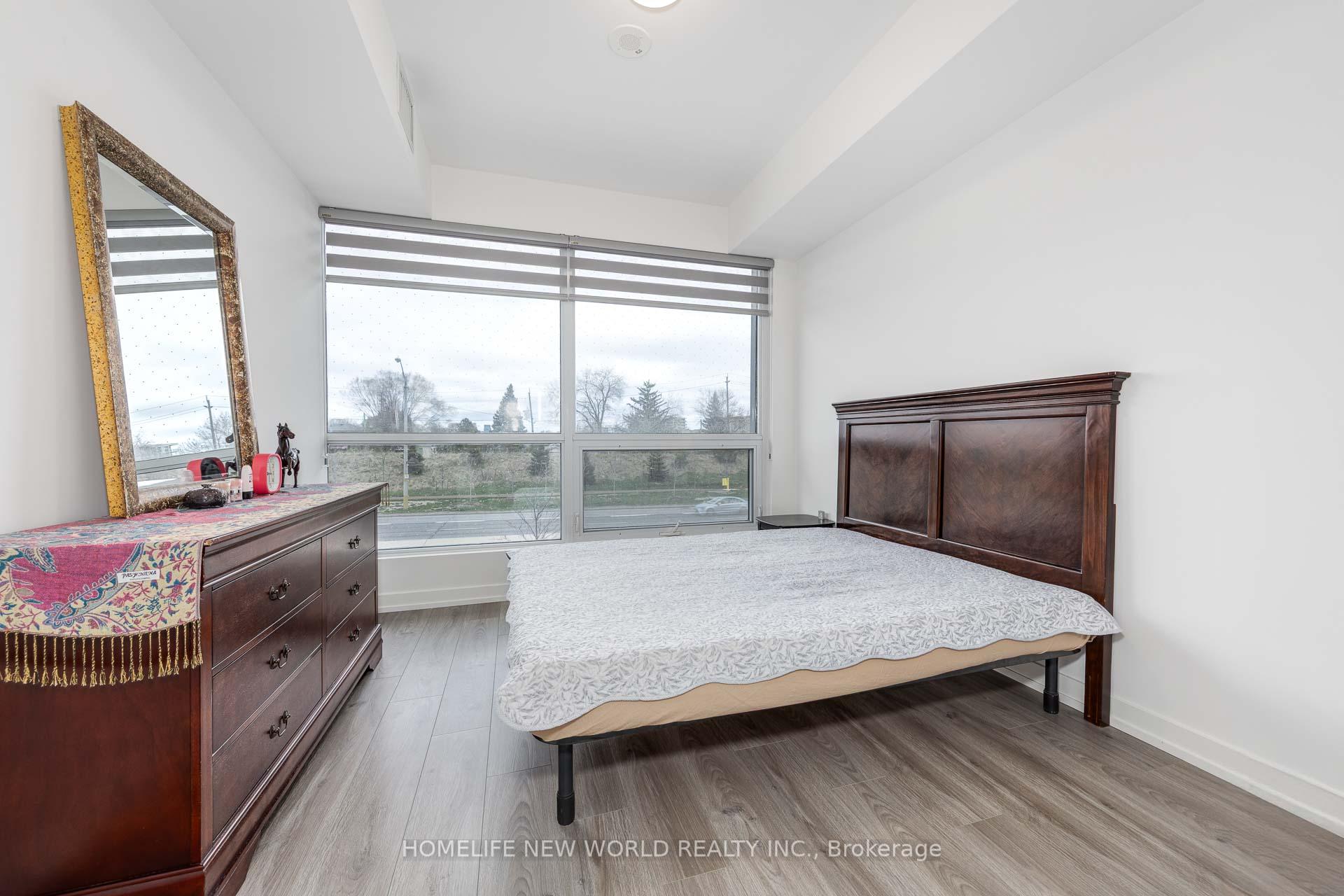 2 Bedrooms Condo at 10 De Boers,  Toronto For sale