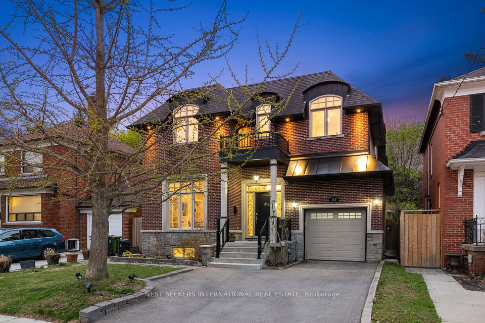 117 Parkview Hill Crescent, Toronto, ON M4B 1R6