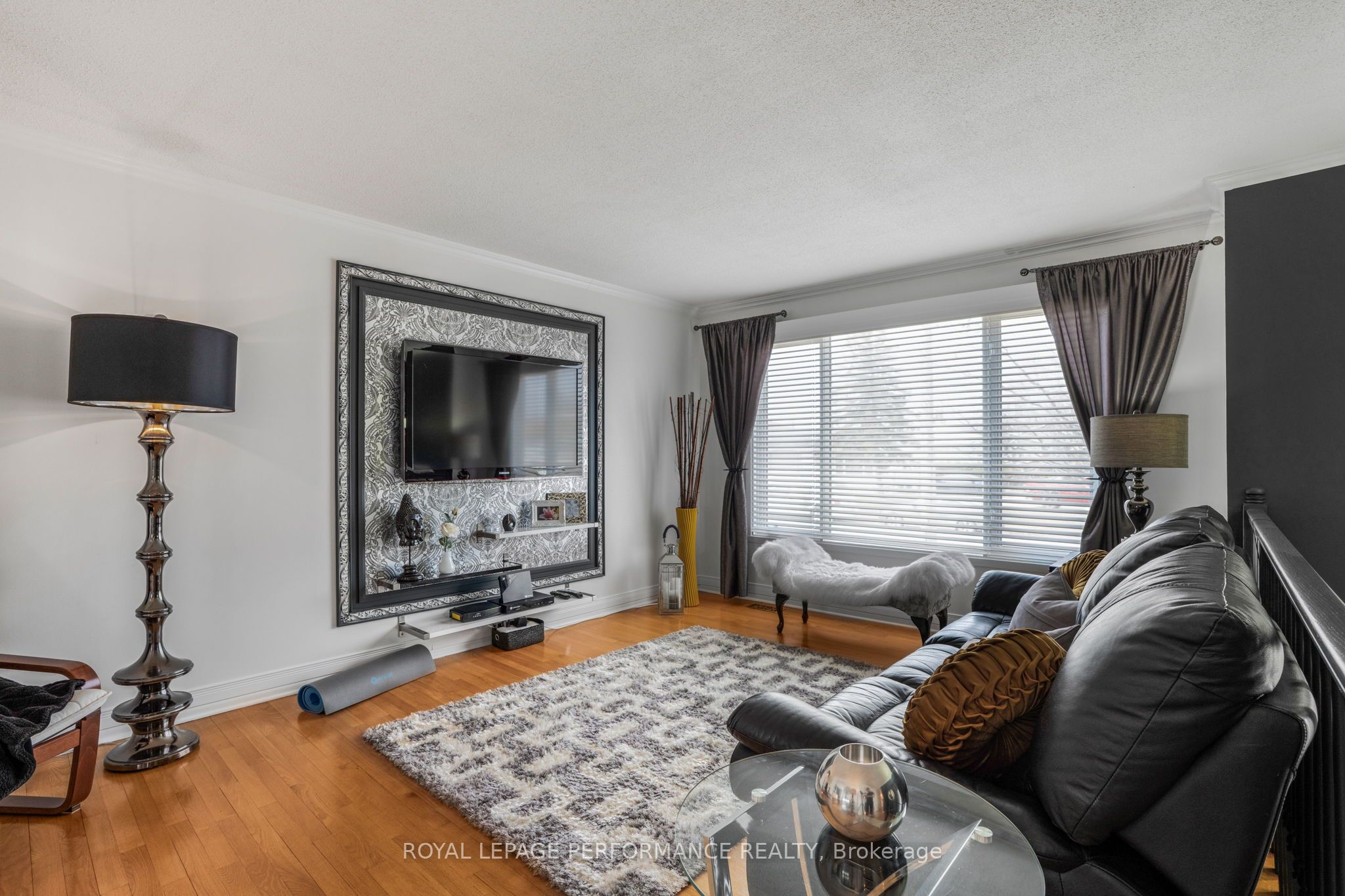 213 St-Denis Street, Clarence-Rockland, ON K4K 1B7
