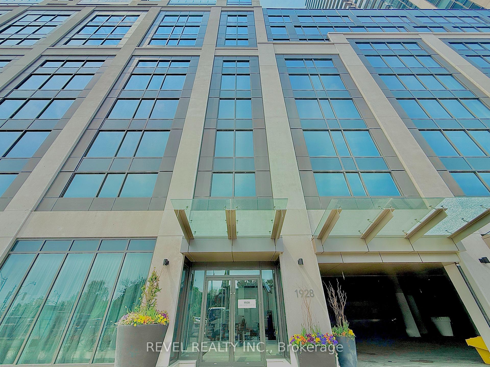 3 Bedrooms Condo at 1928 Lake Shore, Toronto For sale