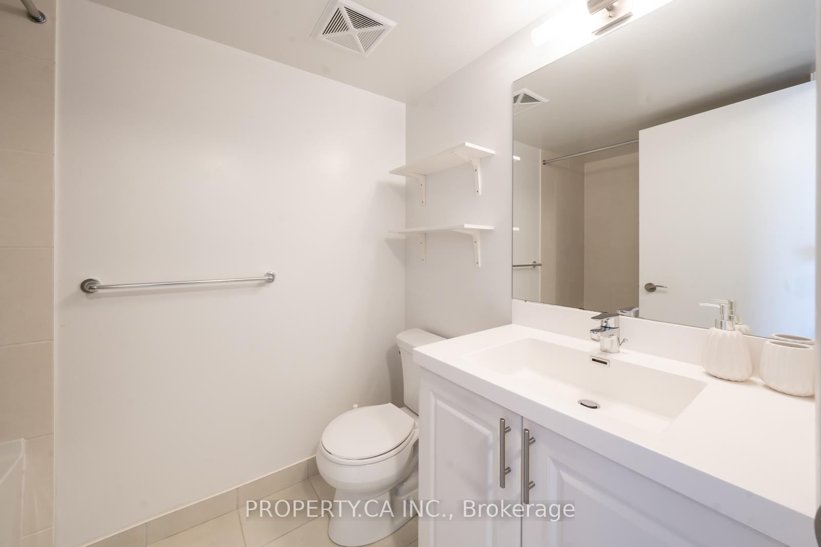 1 Bedroom Condo at 3091 Dufferin,  Toronto For sale