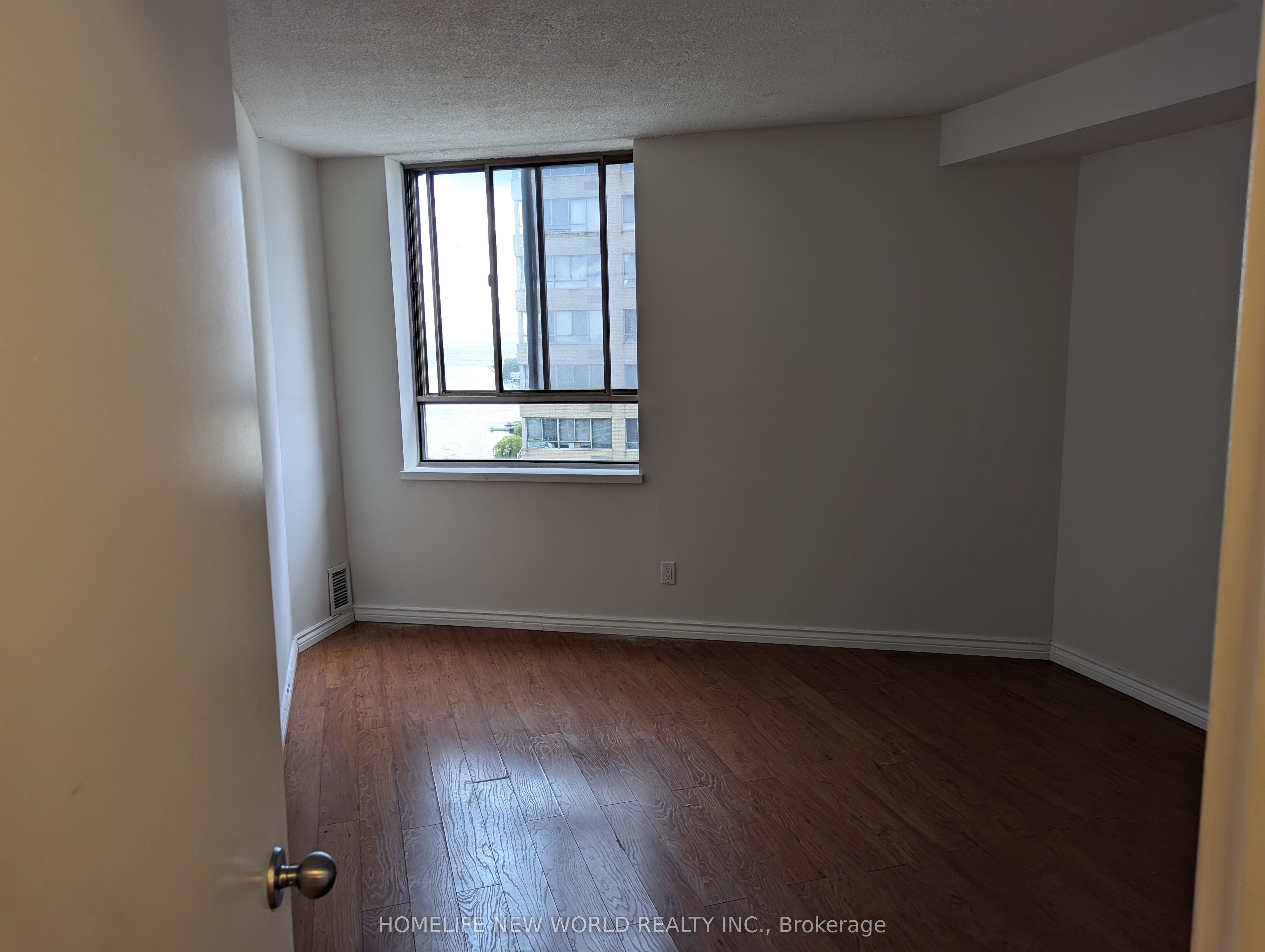 260 Queens Quay W, #2103