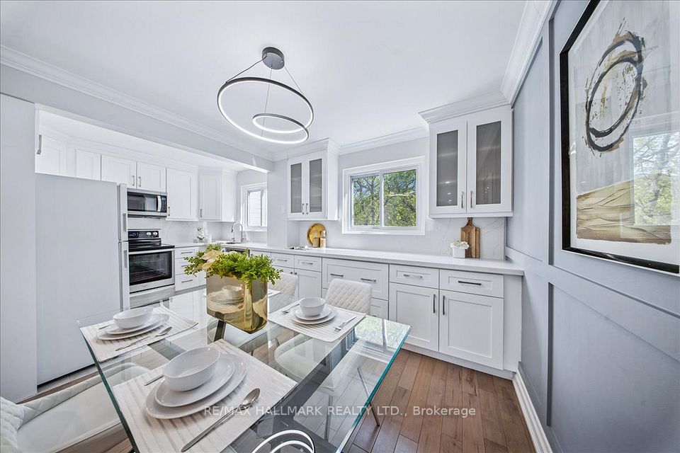 1221 Dundix