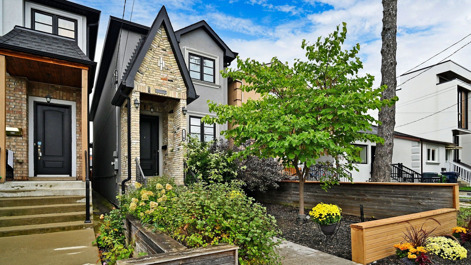 272B Boon Avenue