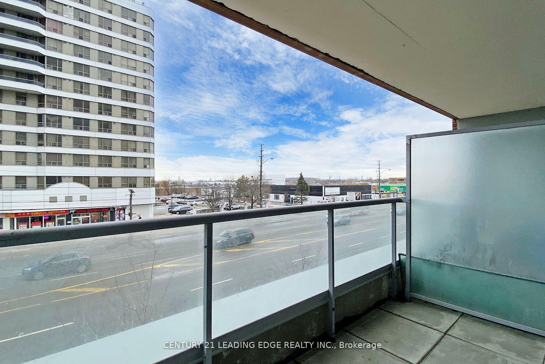 2 Bedrooms Condo at 2152 Lawrence,  Toronto For sale