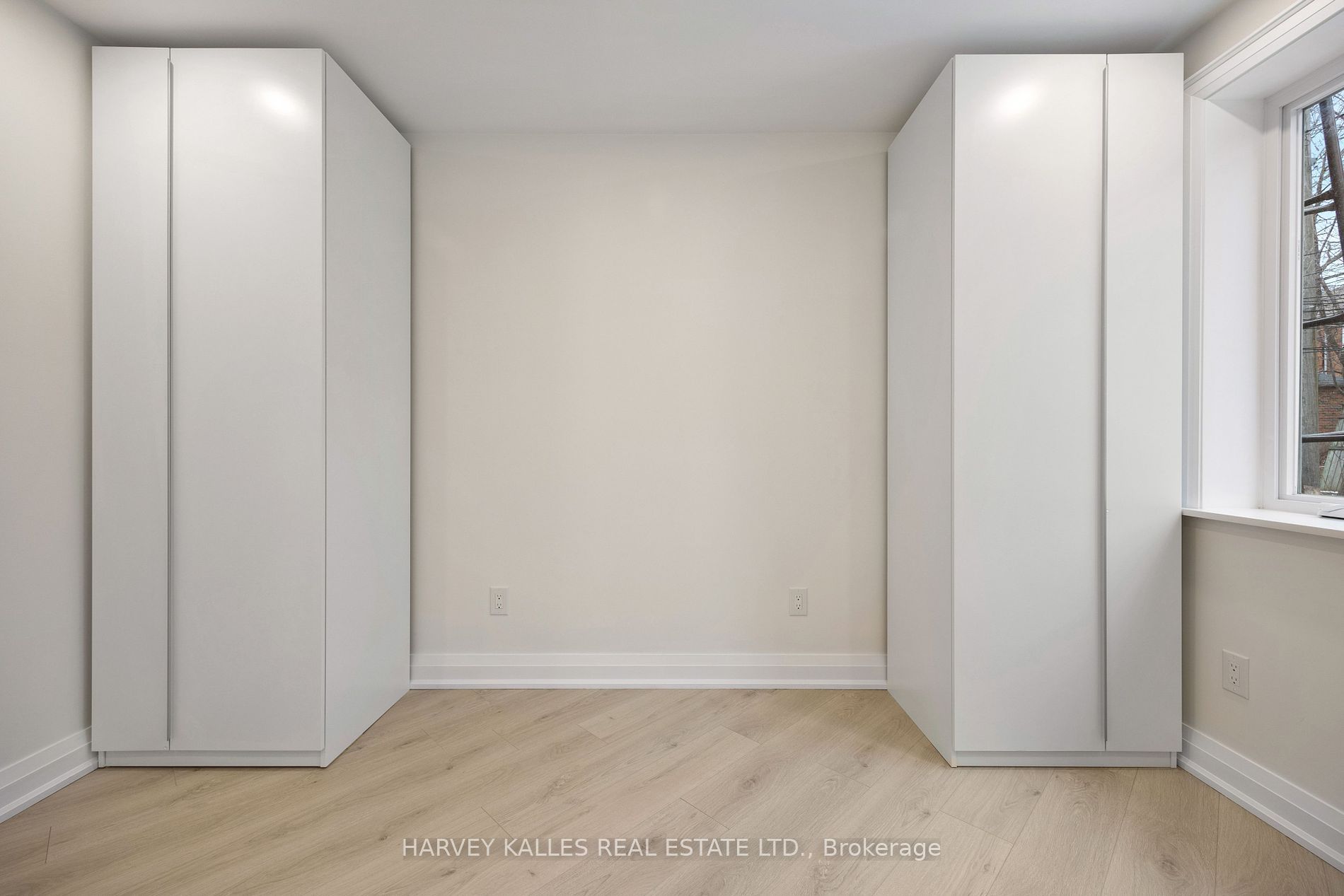 1006 Eglinton Avenue W Unit 2