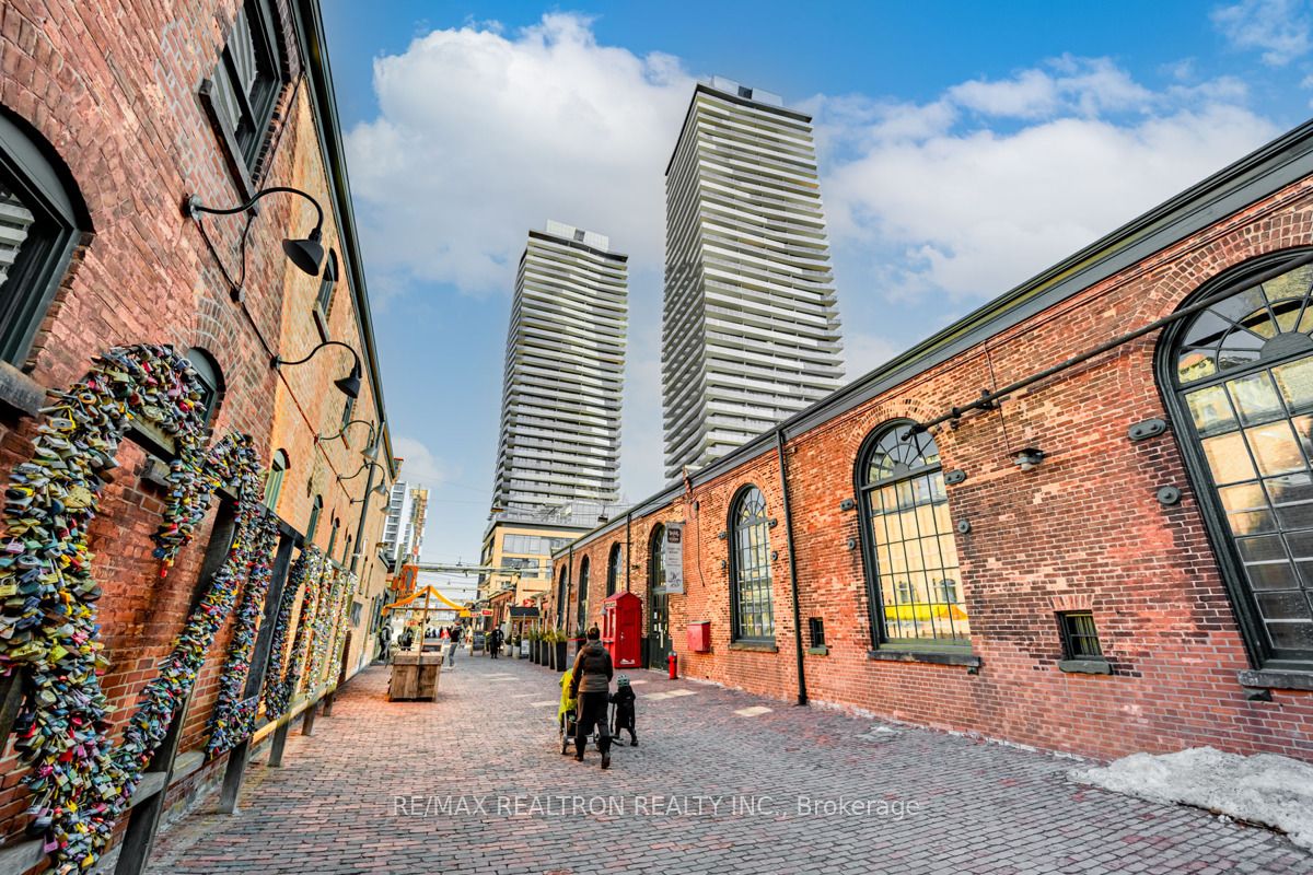 #217 - 70 Distillery Lane, Toronto, ON L4H 0X3