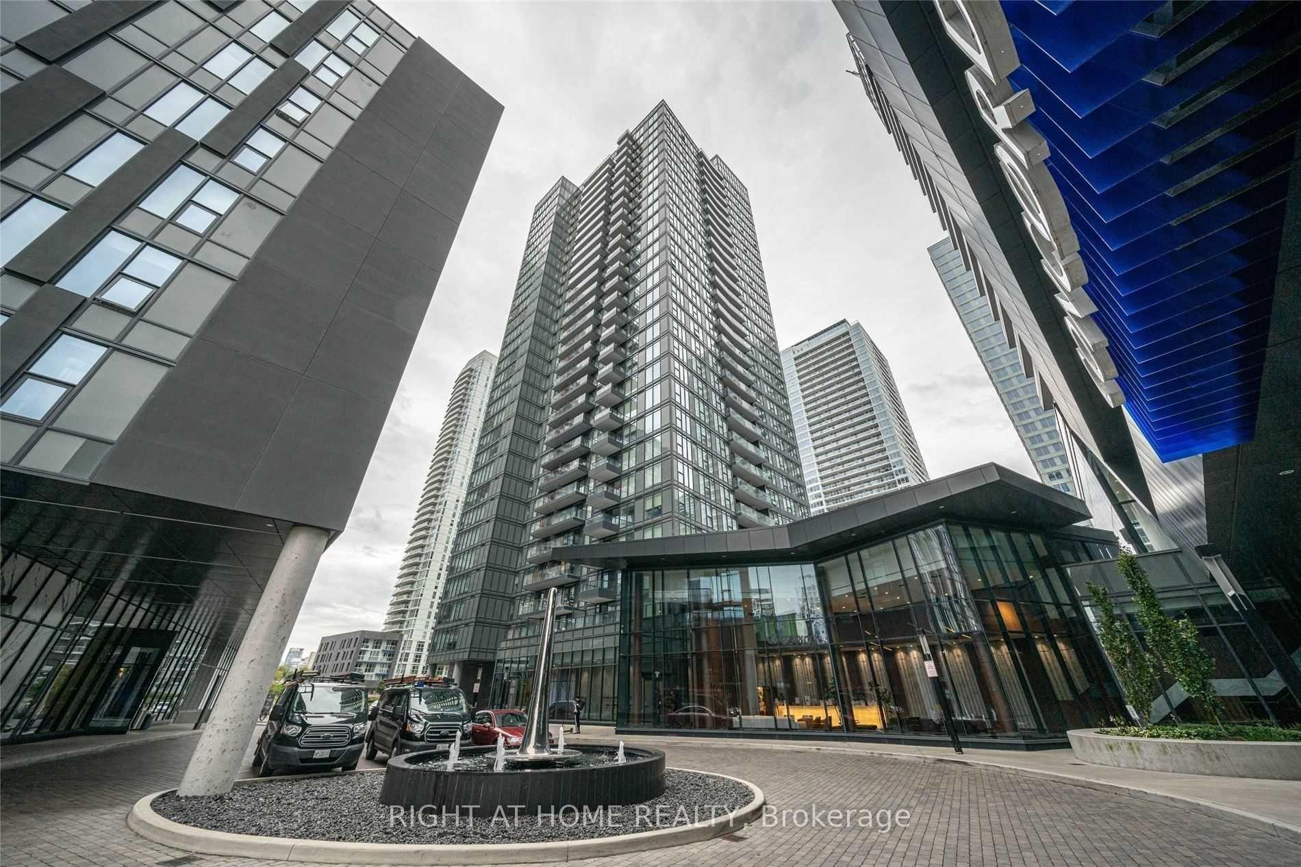 1 Bedroom Condo at 70 Queens Wharf, Toronto For sale
