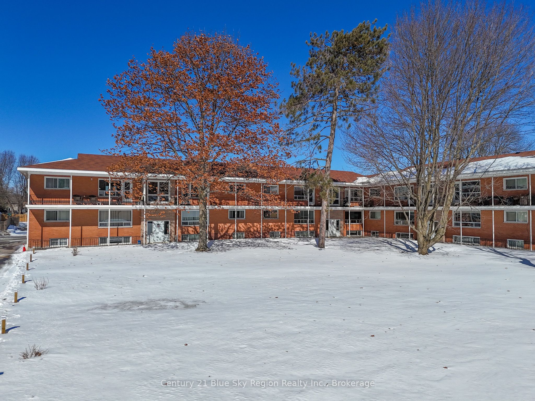 #4B - 40 Judge Avenue, North Bay, ON P1A 1B4
