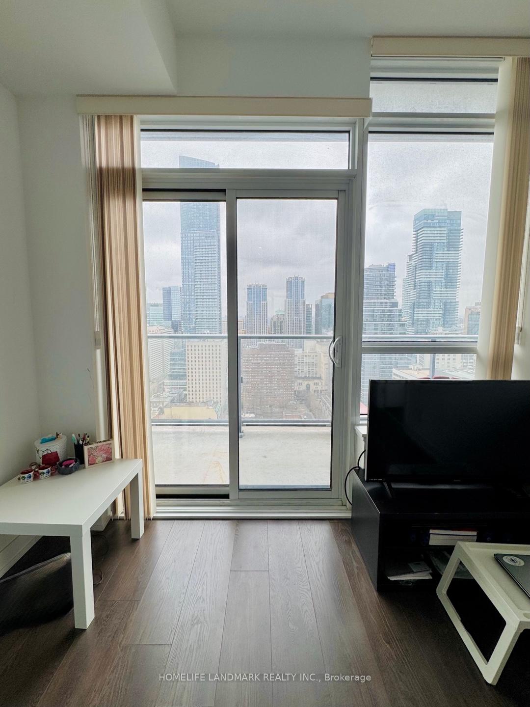 2 Bedrooms Condo at 365 Church,  Toronto For sale
