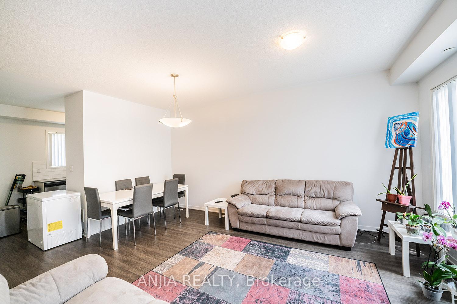2 Bedrooms Condo at 235 Birmingham, Toronto For sale