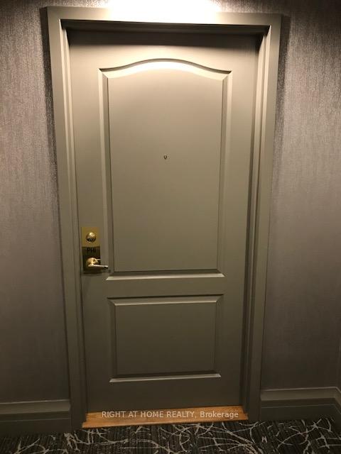 1 Bedroom Condo at 3130 Yonge, Toronto For sale