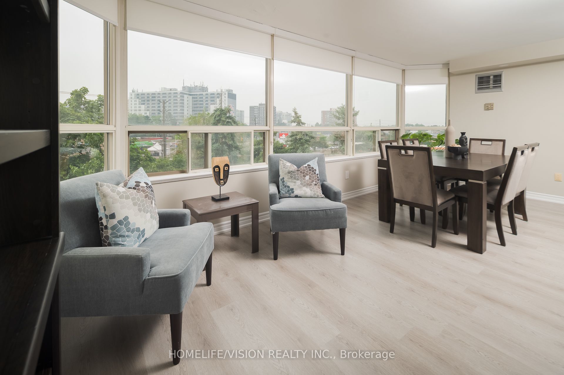 7 Townsgate Drive, #413