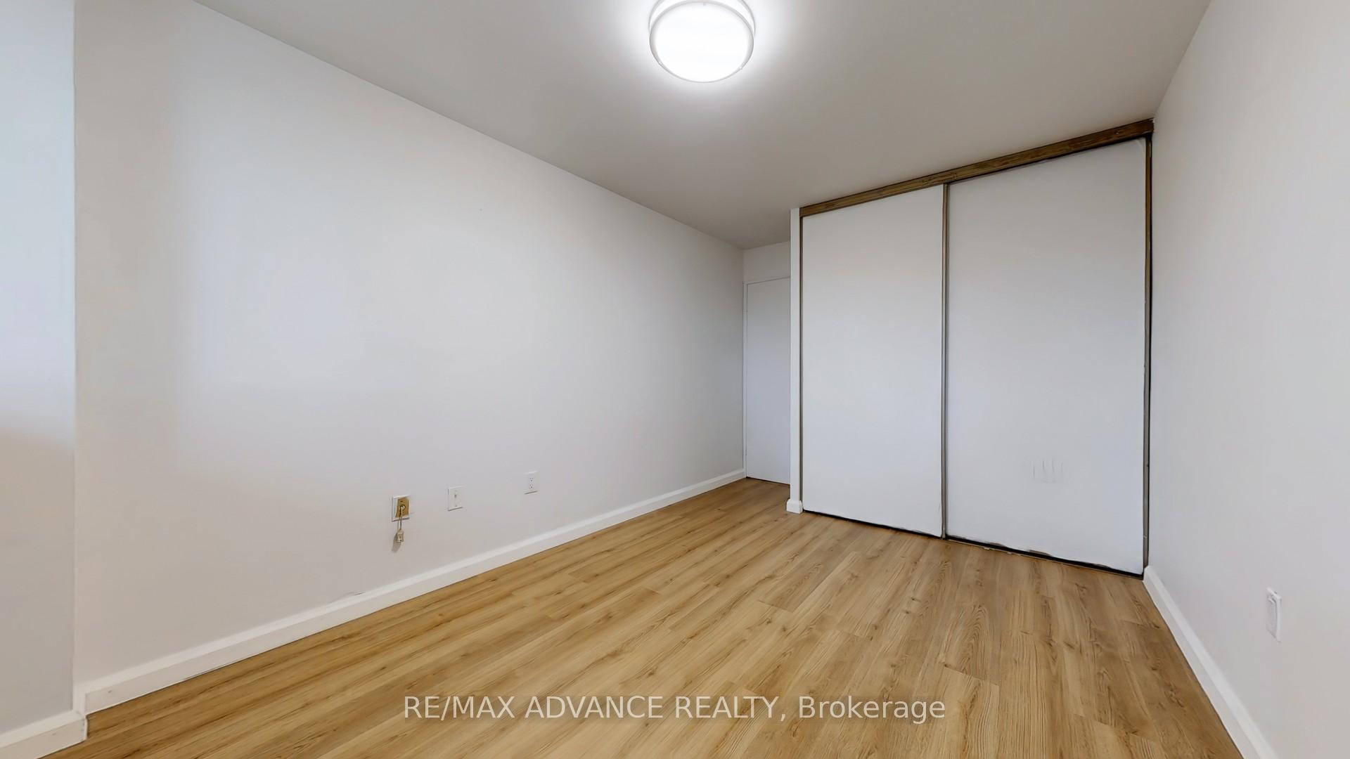 4 Bedrooms Condo at 165 Cherokee, Toronto For sale