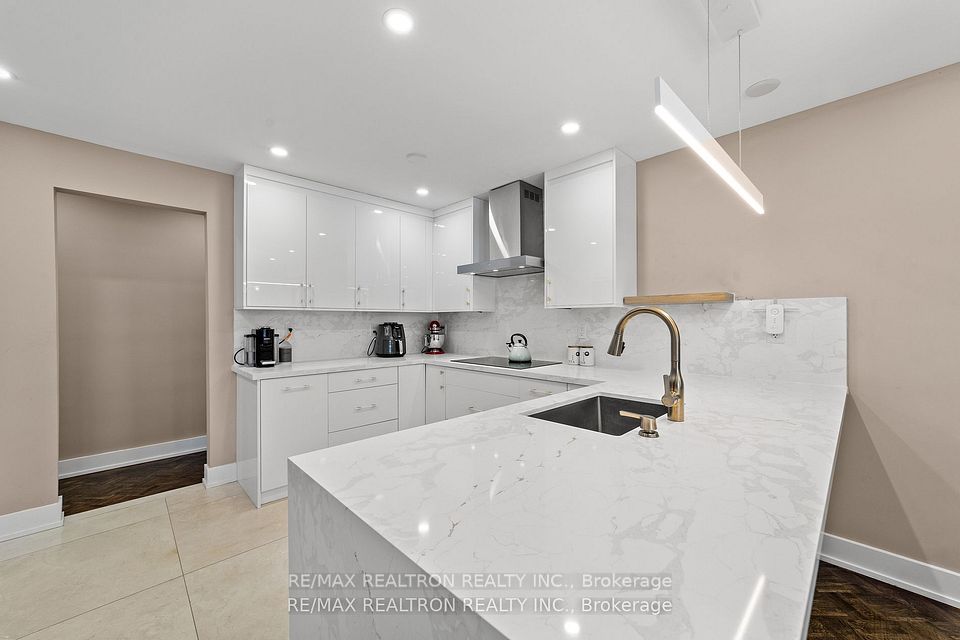#1501 - 130 Neptune Drive, Toronto, ON M6A 1X5