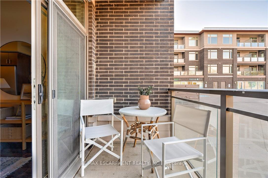 1 Bedroom Condo at 457 Plains, Burlington For sale