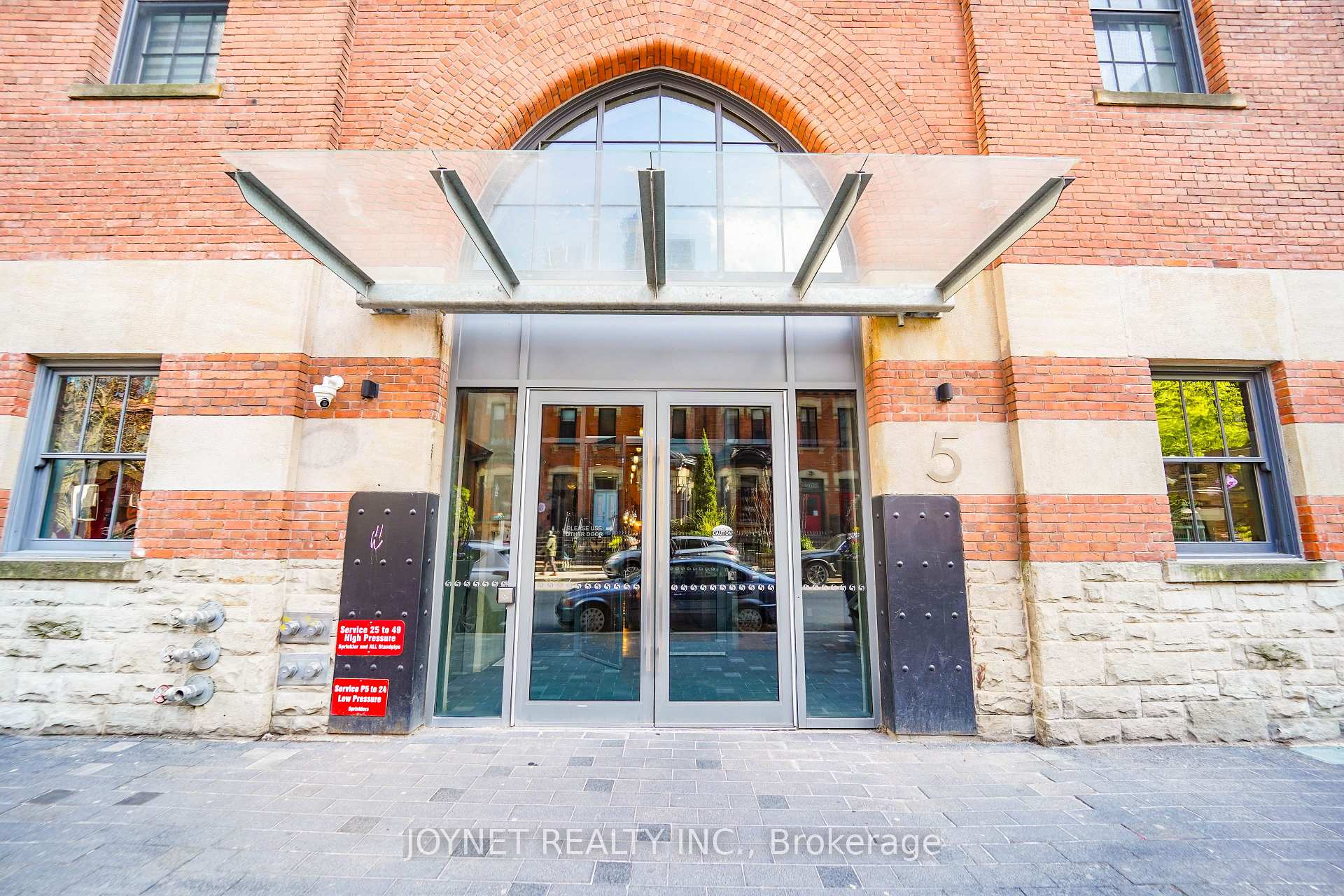 1 Bedroom Condo at 5 St Joseph, Toronto For sale