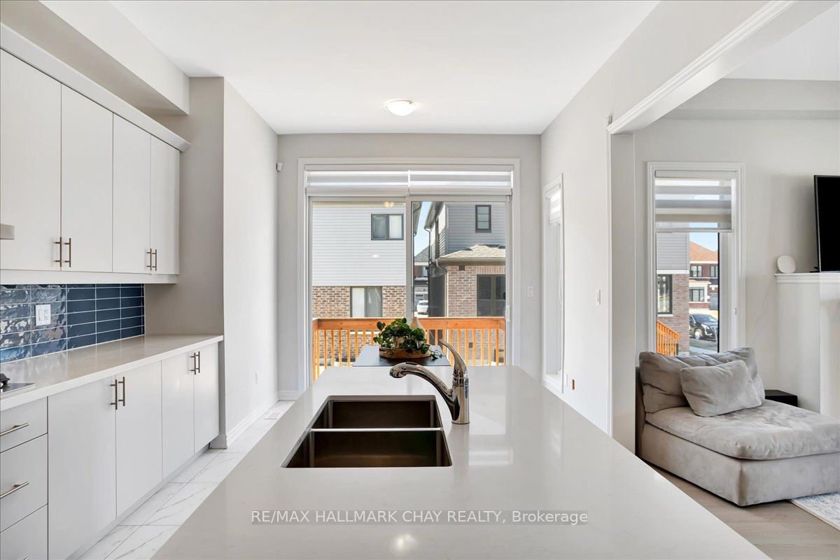 147 Terry Fox Drive, Barrie, ON L9S 2Z8